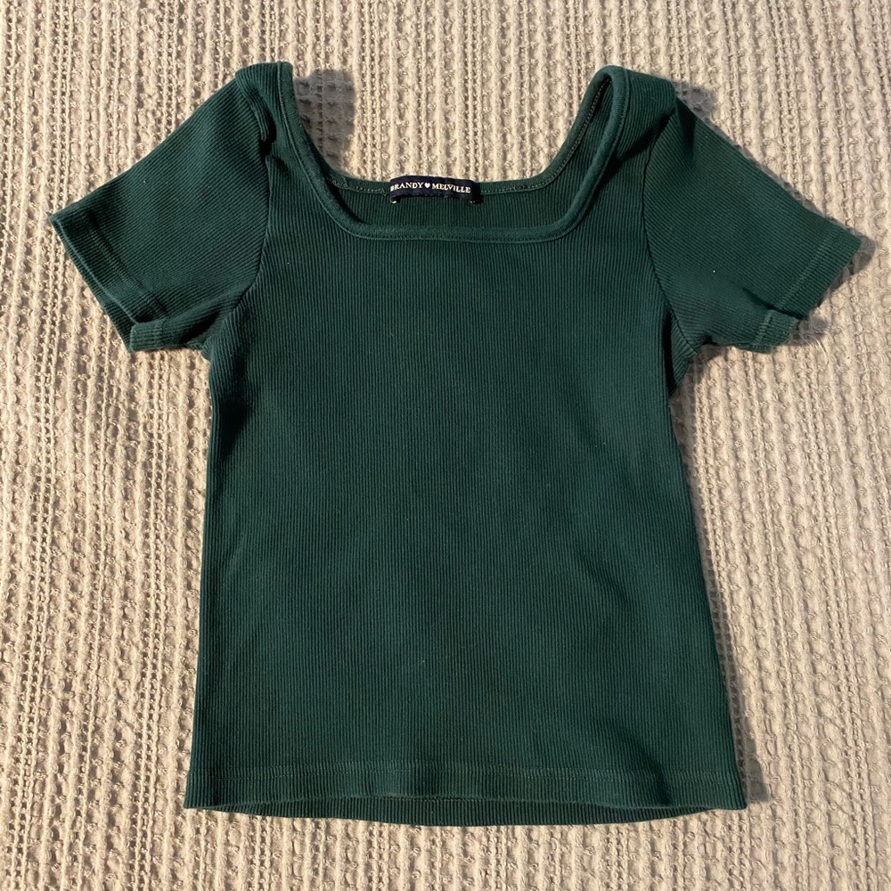 Brandy Melville Ribbed Crop Top - Picture 1 of 3